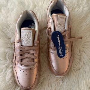 Women sneakers
